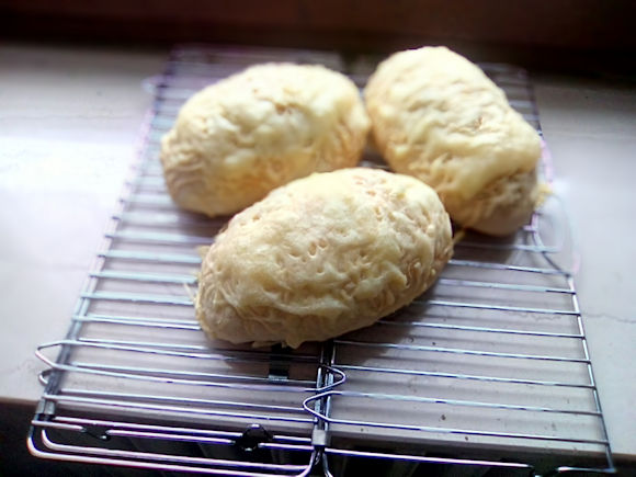 Käsebrötchen selber backen - Rezept